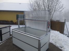 Hochbeet graue Kiste mit Dachelement offen im winter